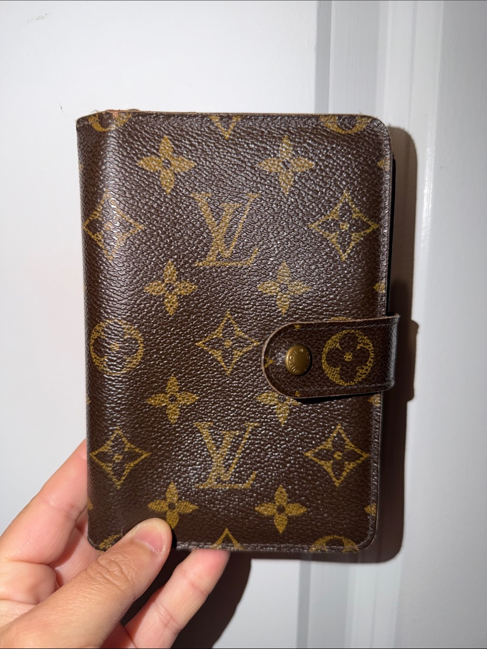 Louis Vuitton Mono Porte Papier Zippe Wallet Compact Canvas Bifold (snap weak!)